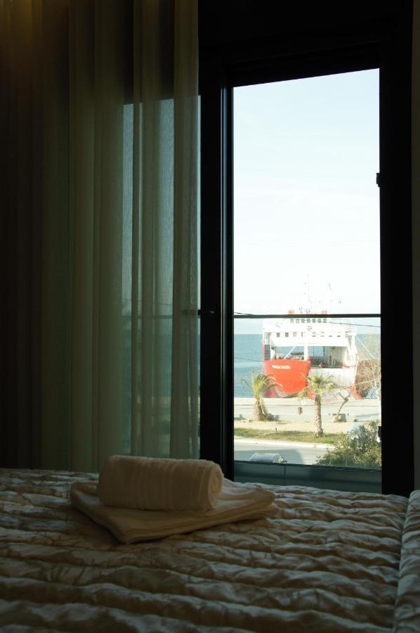 Hotel Medusa Ormos Prinou  ภายนอก รูปภาพ